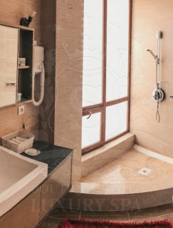  Boutique Hotel & Luxury Spa SHIK,   2